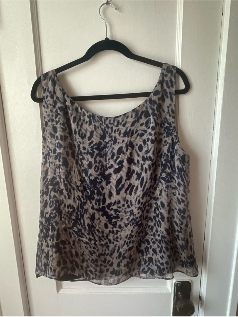 Lafayette 148 New York Taupe/Navy Animal-Print Silk Sleeveless Camisole 16 - $20 - Picture 9 of 9